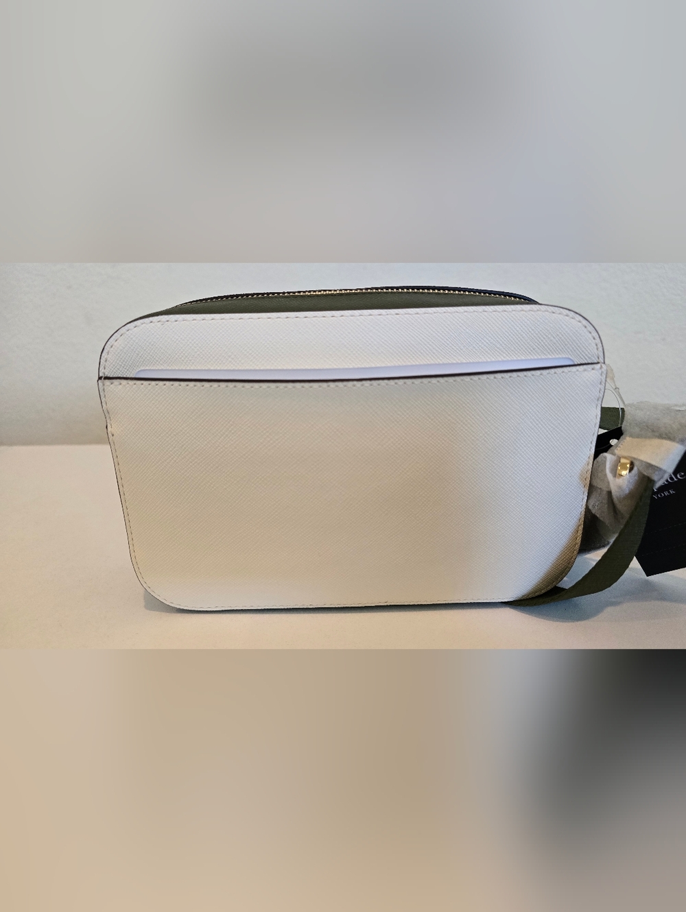 The Kate Spade Oh Snap Floral Camera Bag - Picture 4 of 8